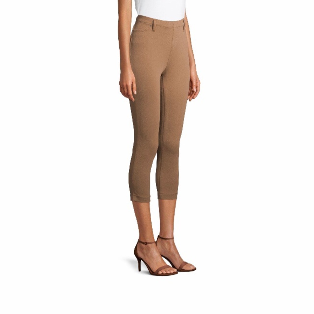 NWT Women's Time and Tru Capri Jegging